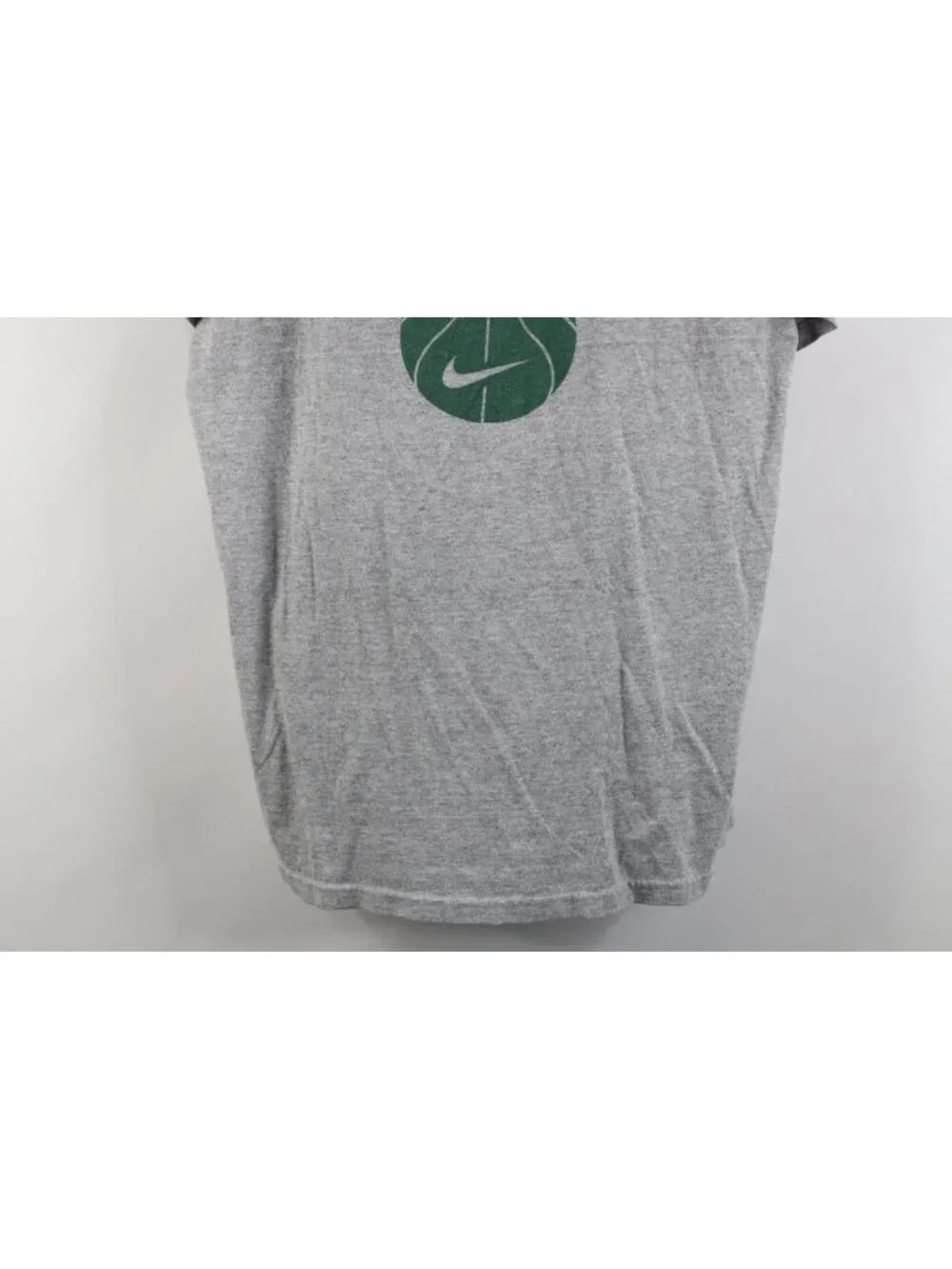 Vintage Nike Mens Large George Mason University Basketball Short Sleeve T-Shirt